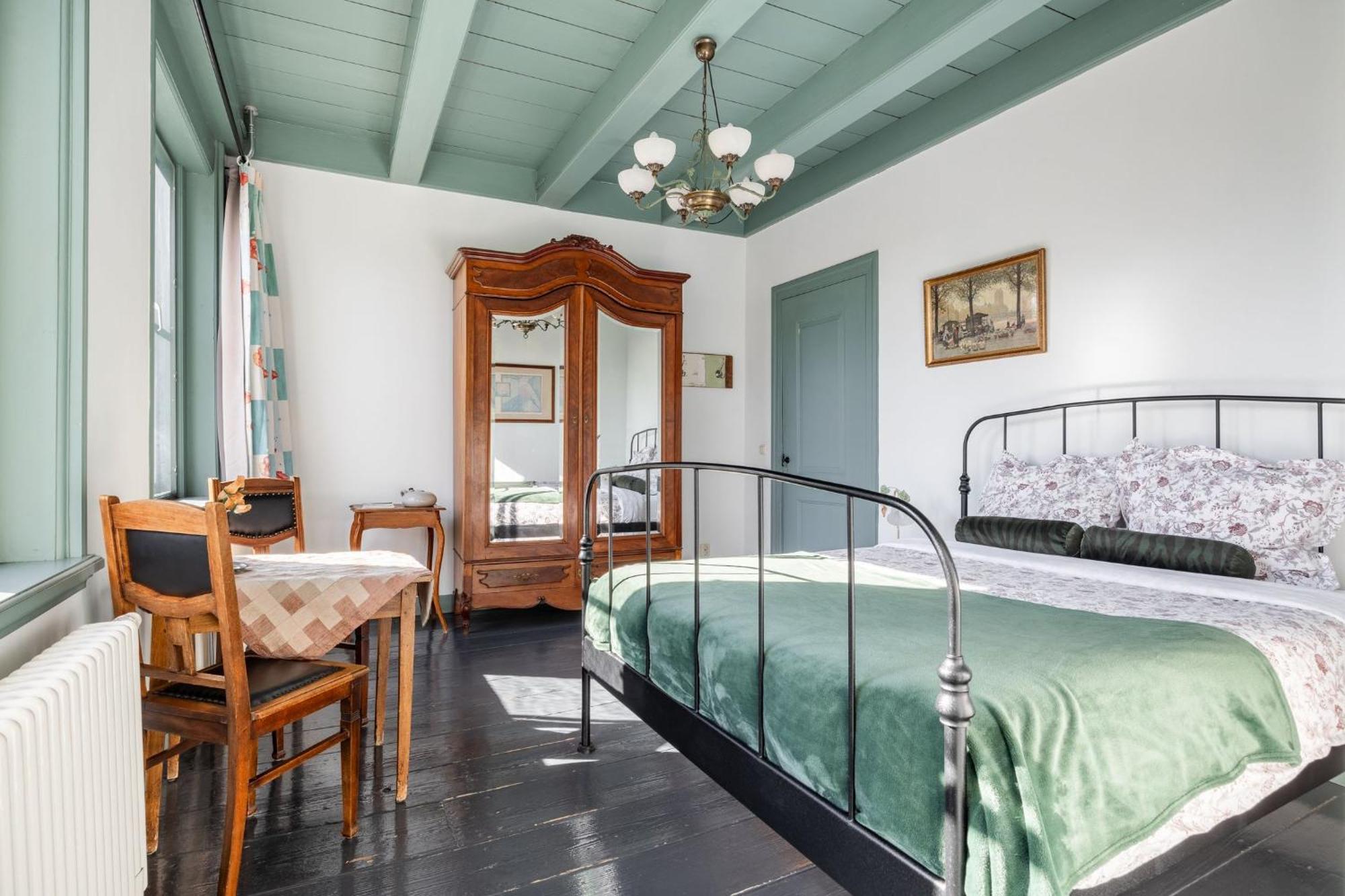 B&B In De Prinsenstraat Dordrecht Bagian luar foto