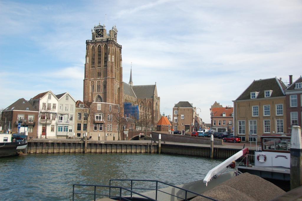 B&B In De Prinsenstraat Dordrecht Bagian luar foto